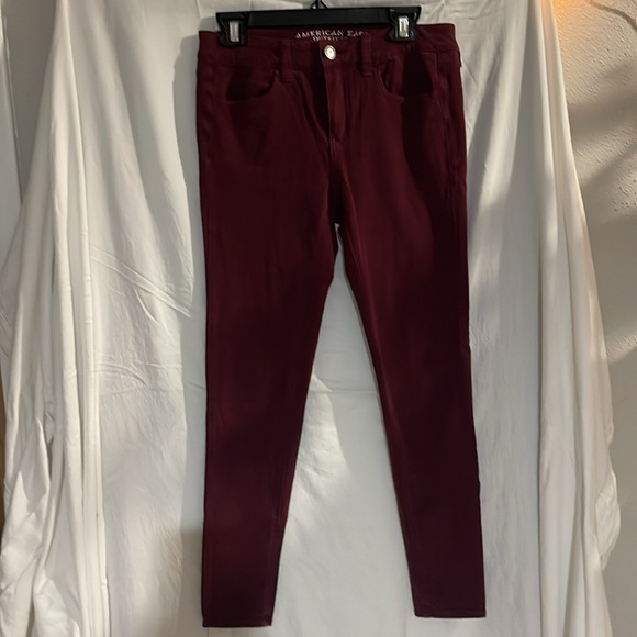 Burgundy/wine color, American Eagle 360 super stretch jegging. - Picture 3 of 5